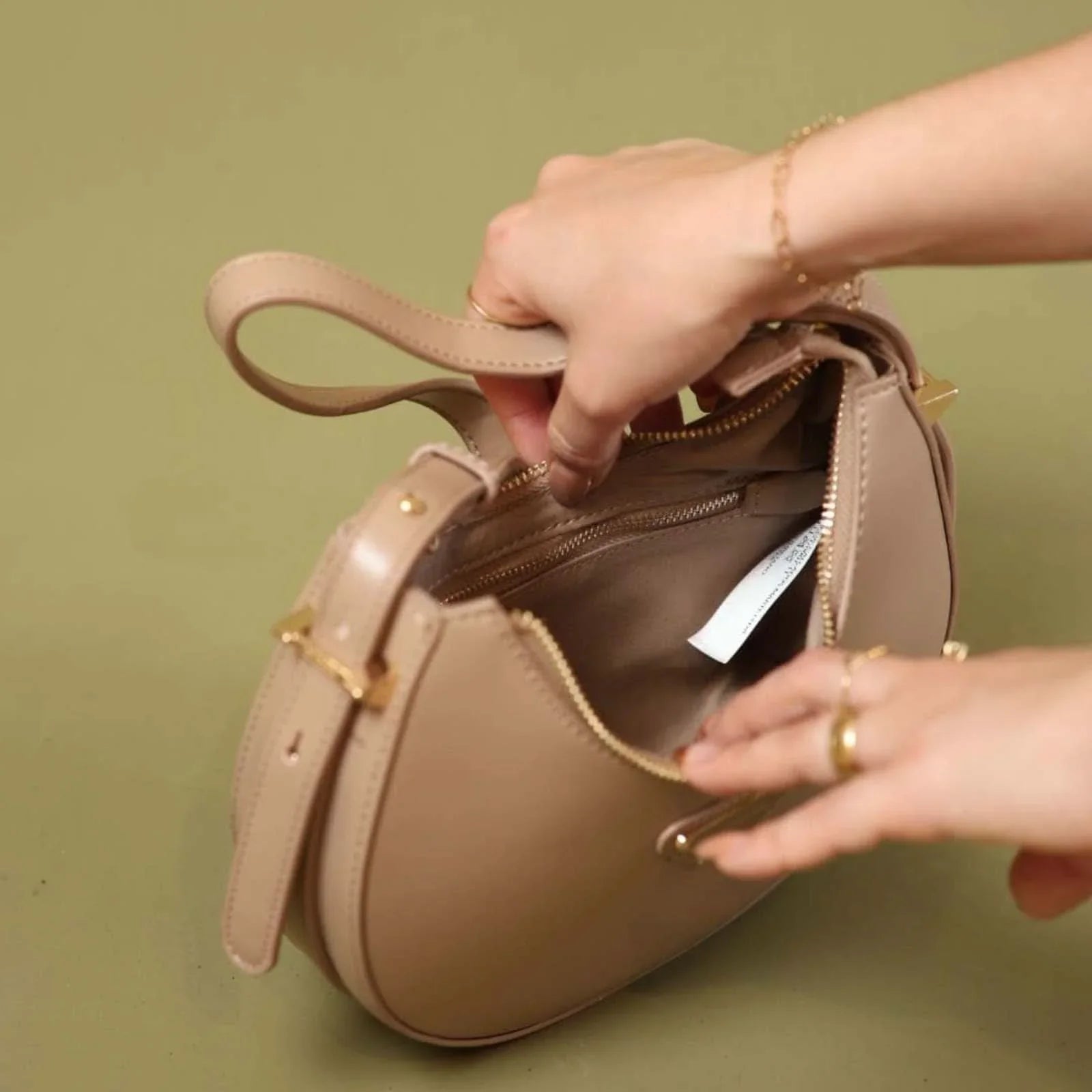 BOLSA FEMININA SHOULDER EMILY - Banana Calçados -